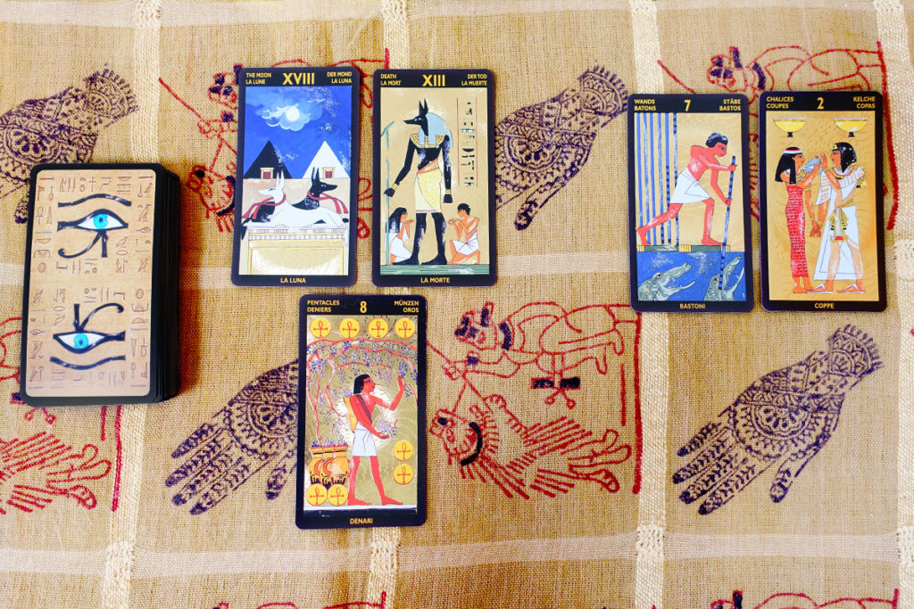 ネフェルタリタロットカード